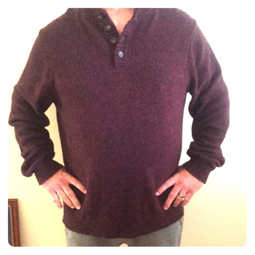 Old Navy Sweater